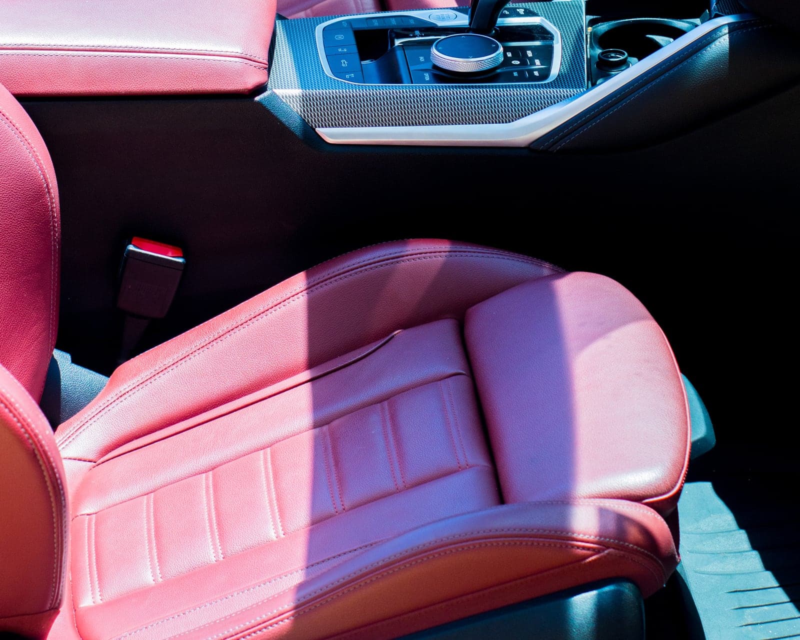 BMW M440i Convertible rental photo 3 in Tulum