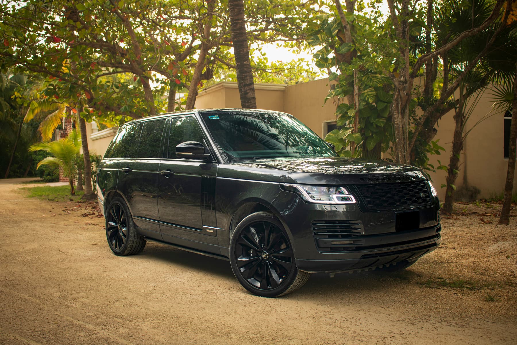 Range Rover Autobiography 50th Anniversary available to rent in Tulum